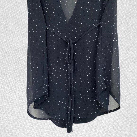 Forever 21 Sleeveless Navy Blue Polka Dot Buttoned Blouse with Back Tie Size XS - Picture 5 of 8